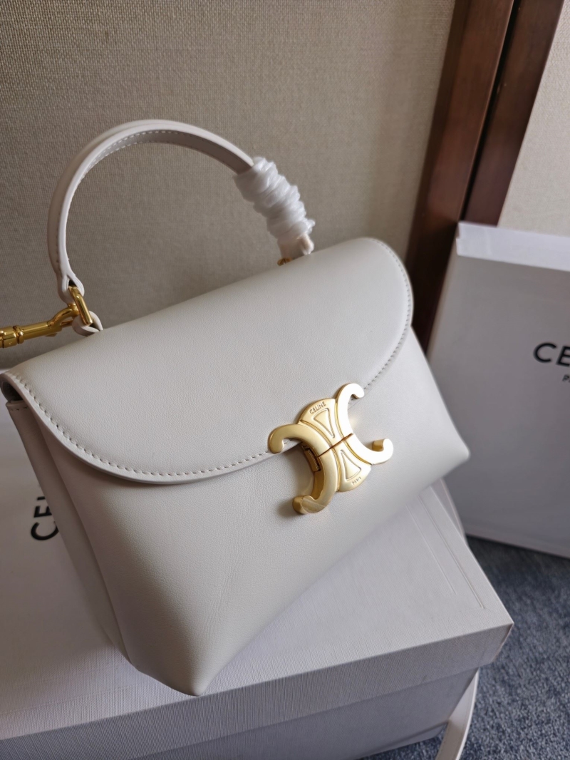 Ce1i*e kelly bags